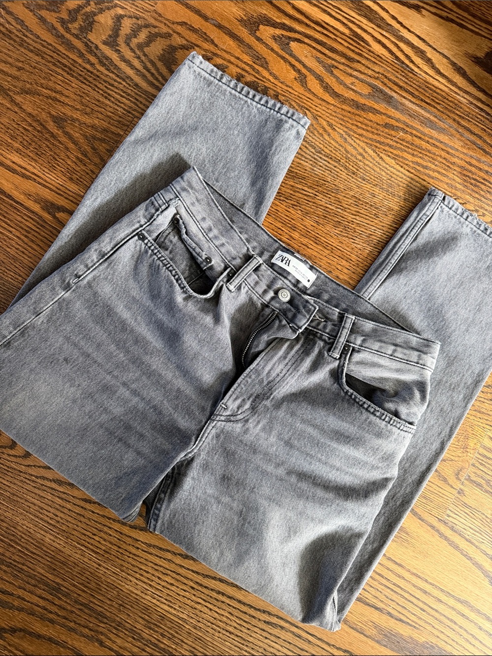 Zara women Straight Jeans sz 6 washed black gray cool great looking